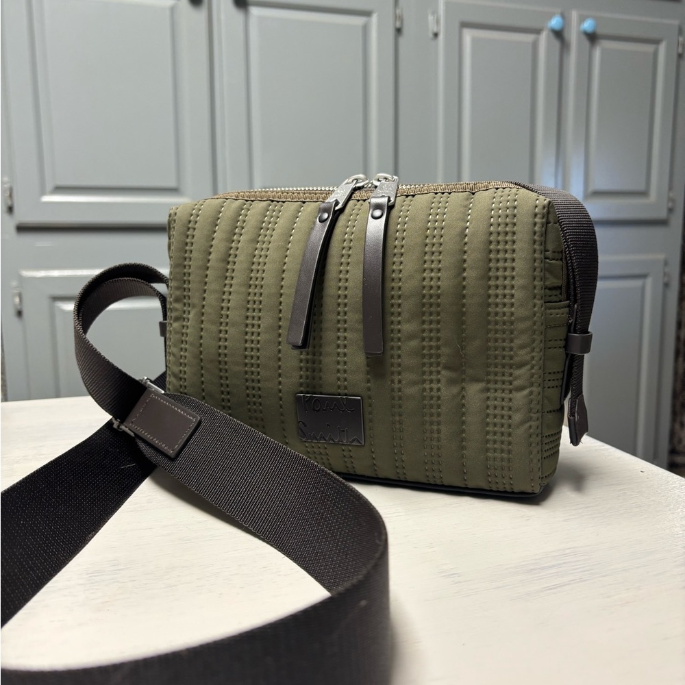 Crossbody bag